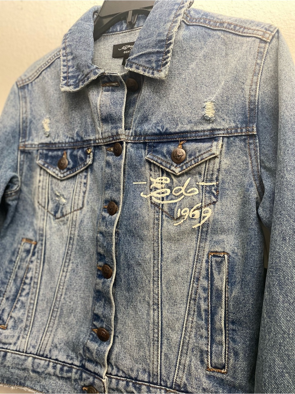 Ed Hardy Blue Denim Jacket with Yellow Tiger and Red Roses - Picture 2 of 5
